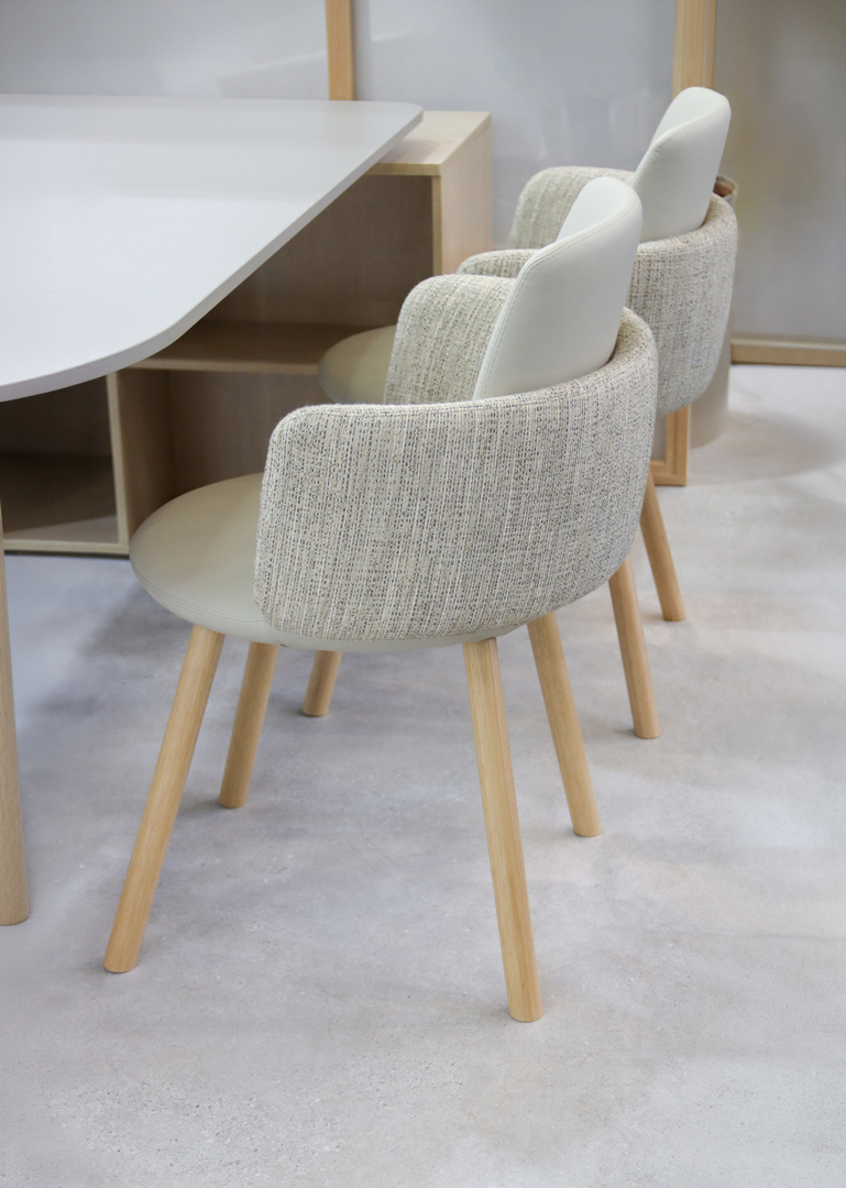 Cuscini - patas de madera - Imagen 10